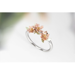Forget-me-not sormus neljässä kullan sävyssä